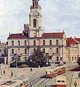 ул.Ленина, вид на ратушу