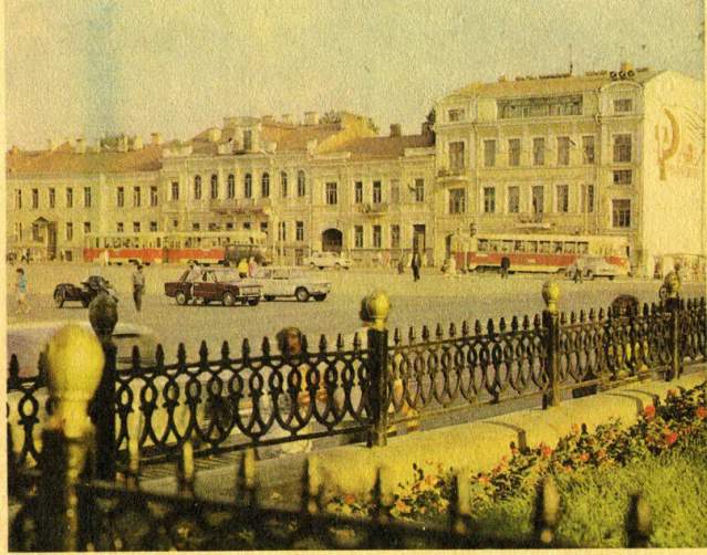 Площадь Свободы