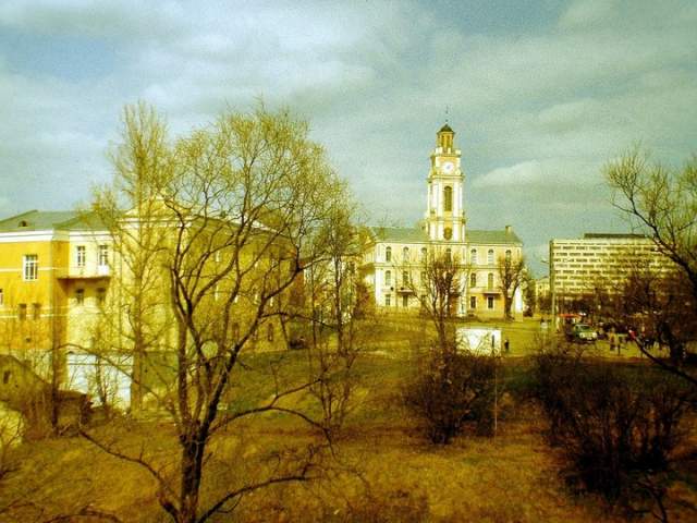 Вид на Ратушу через Витьбу